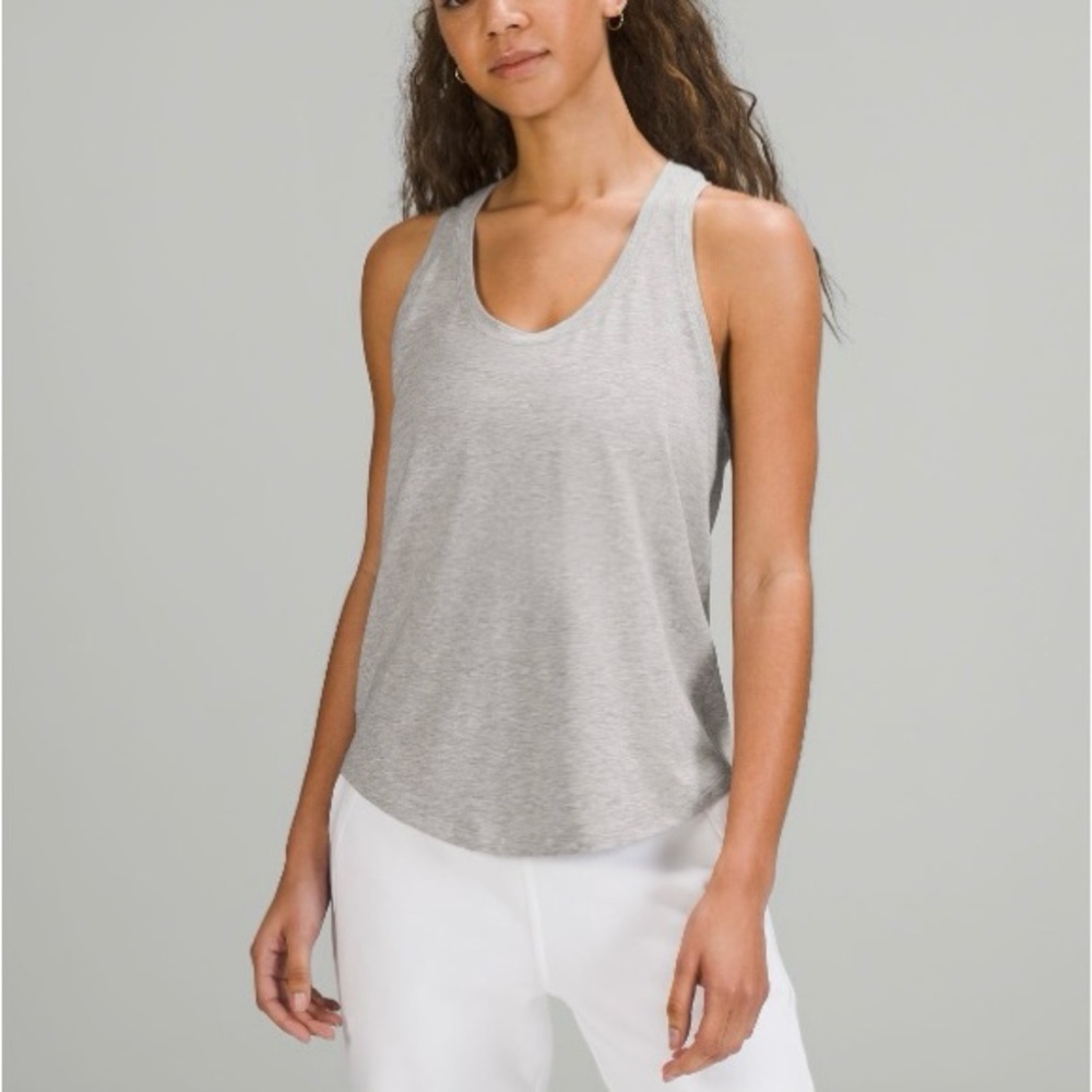 Lululemon Love Tank in Heathered Core Light Grey, size 4